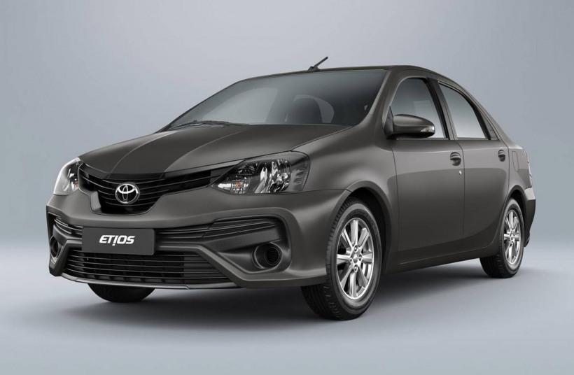 Toyota Etios XLS 4A/T SD